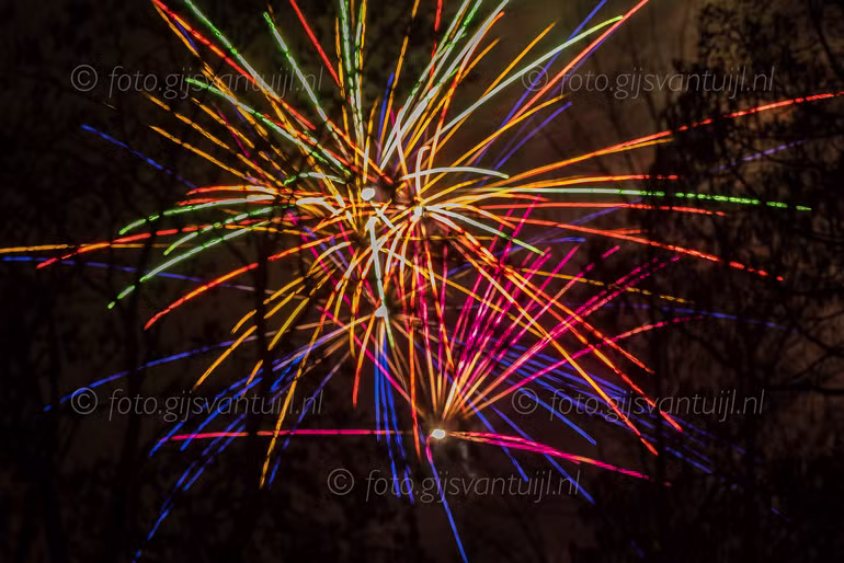 2026_01_01 Vuurwerk rond omze Woning